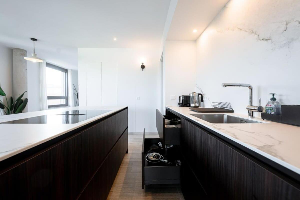 City Luxury With City Views In Ville Haute Luxemburg Buitenkant foto