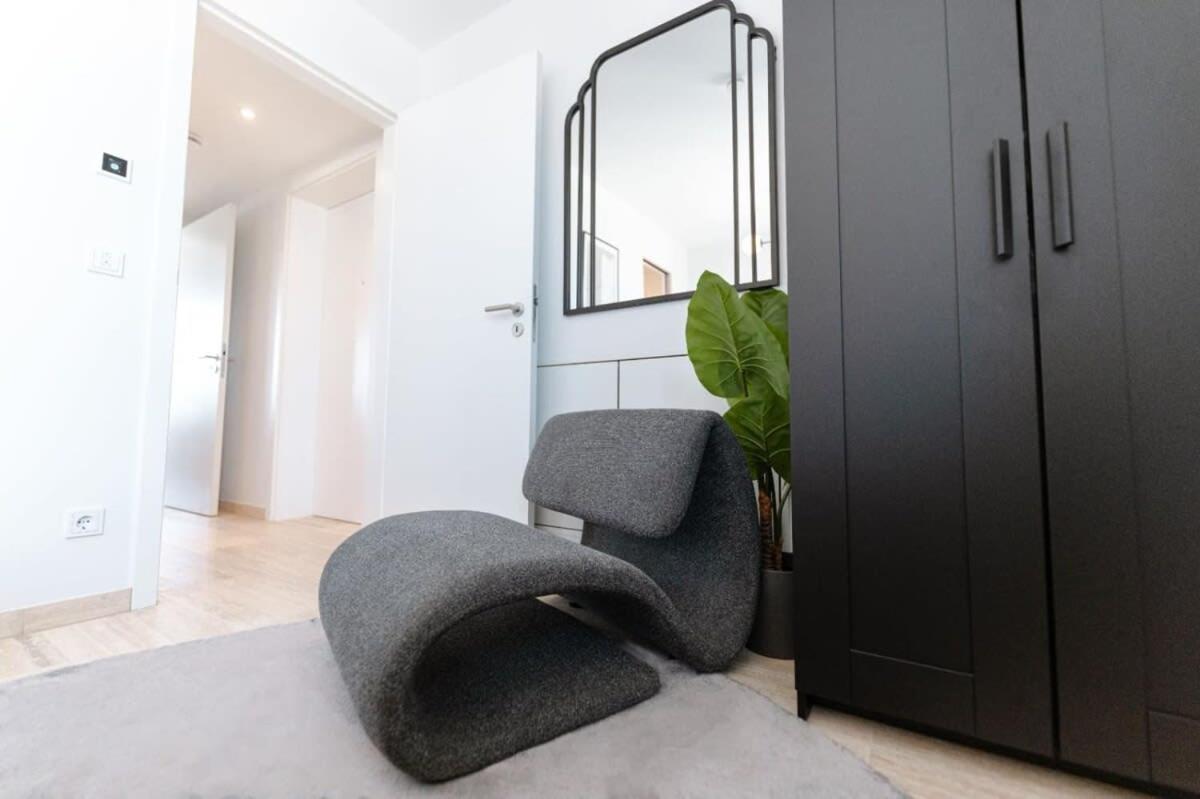 City Luxury With City Views In Ville Haute Luxemburg Buitenkant foto